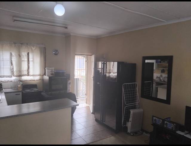 2 BEDROOM SECTIONAL TITLE FOR SALE IN BIRCHLEIGH